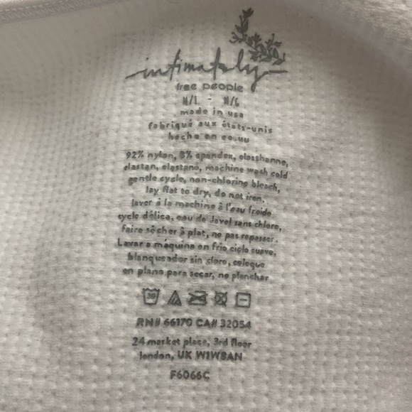 WHITE Free People Tank Top with Mesh v neck size M/L - Picture 2 of 3